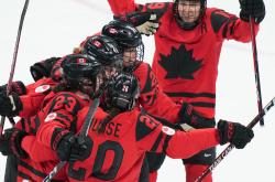 包含蒂姆关键节点惊险取胜，加拿大队带队取胜！的词条