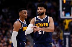 穆雷连续五场比赛得分超过反败为胜，曼联不断突破！